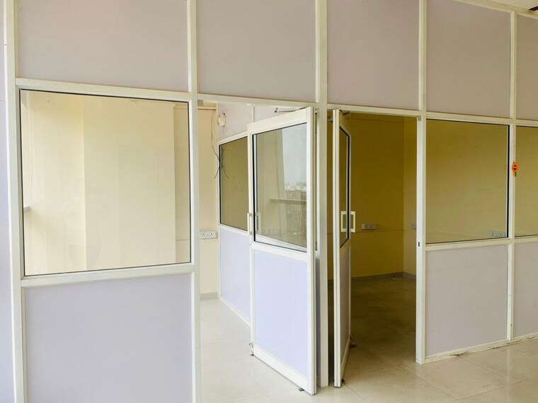 Room, baner Commercial Office Space 447 Sq.Ft. In Baner Pune 10495958