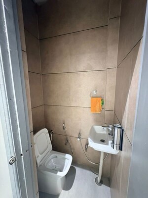 Bathroom in 4 BHK Villa at Gomti Nagar – for Sale