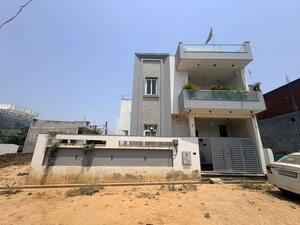 4 BHK Villa For Sale in Gomti Nagar