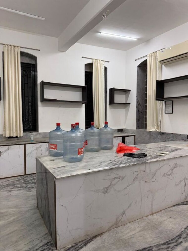 Bedroom, colaba Commercial Office Space 1210 Sq.Ft. In Colaba Mumbai 10573781