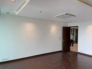 Room in 3.5 BHK Apartment at Krisumi Waterfall Residences, Sector 36a – for Rent