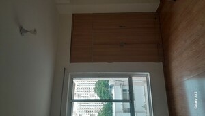 Room in 2 BHK Apartment at Unitech Fresco, Sector 50 – for Rent