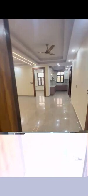 Building Lobby in 4 BHK Builder Floor at Rajendra Nagar Sector 4 – for Sale