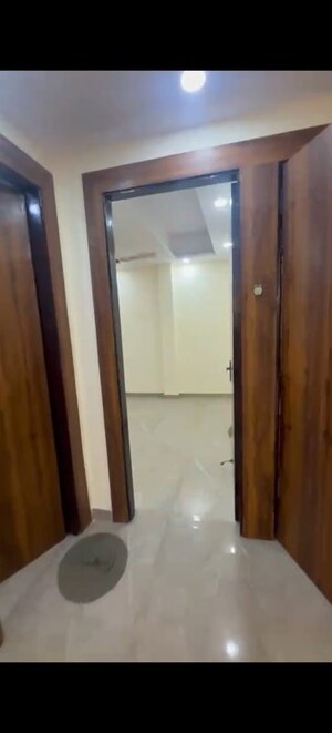 Building Lobby in 4 BHK Builder Floor at Rajendra Nagar Sector 4 – for Sale