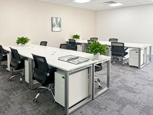  Office Space For Rent in Juhu