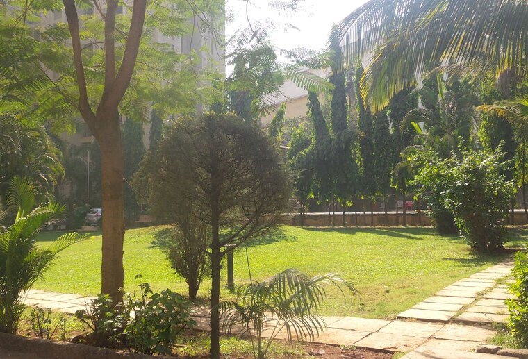 Garden, runwal-estate 2 Bedroom 751 Sq.Ft. Apartment In Dhokali Thane 10573846