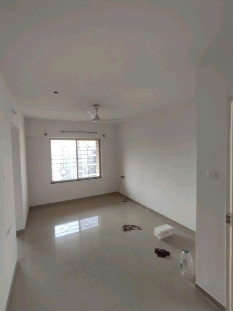 Bathroom, palladium-homes 1 Bedroom 500 Sq.Ft. Apartment In Dhanori Pune 10573872