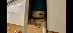 Bathroom in 3 BHK Apartment at Omaxe R2, Gomti Nagar – for Rent