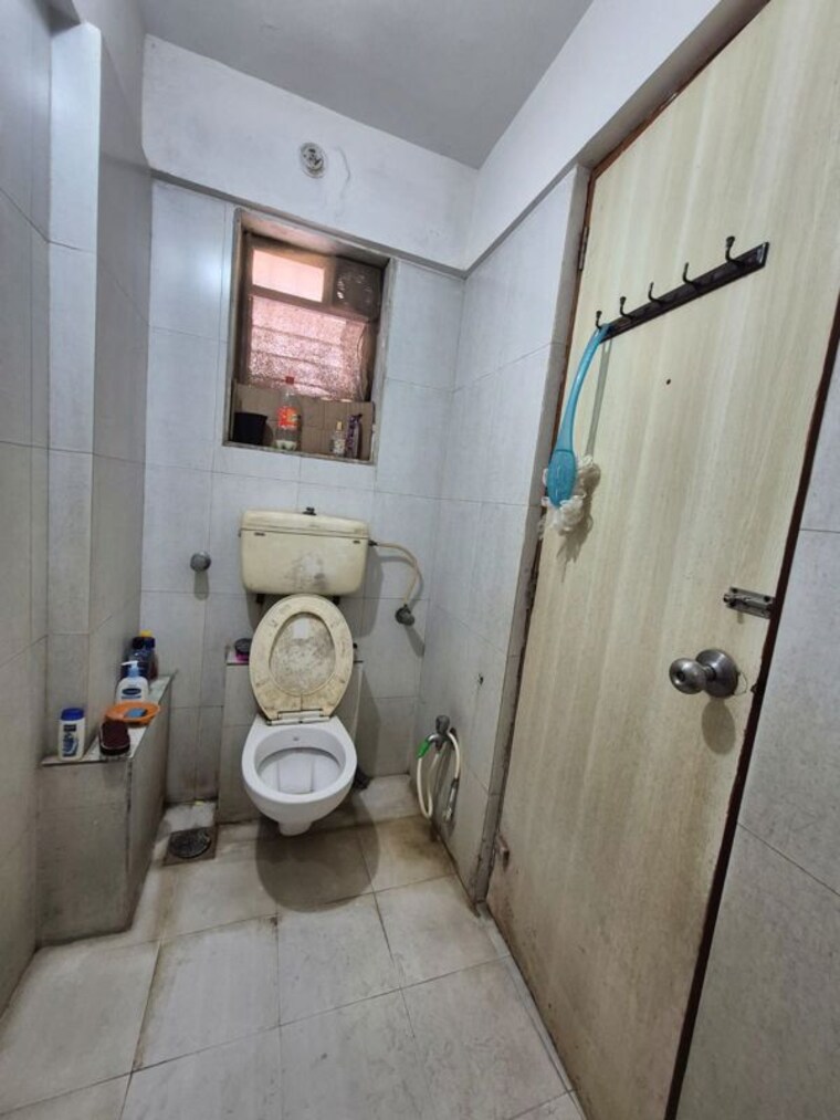 Bathroom, puranik-aarambh 1 Bedroom 450 Sq.Ft. Apartment In Ghodbunder Road Thane 10573900