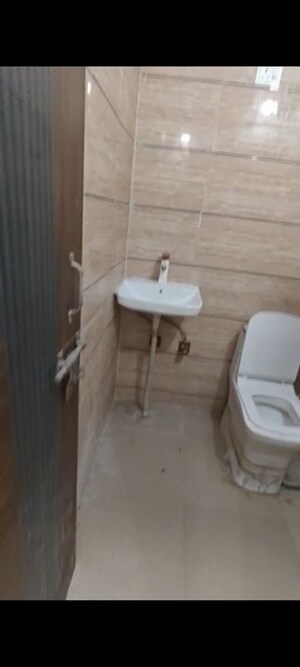 Bathroom in 2 BHK Apartment at Sector 73 – for Rent