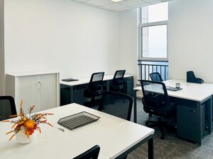 Team Area in  Office Space at Mumbai Pune Expressway – for Rent