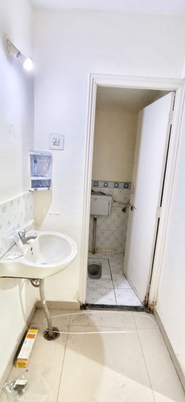 Bathroom, punyadham-society 2 Bedroom 868 Sq.Ft. Apartment In Wadgaon Sheri Pune 10573945