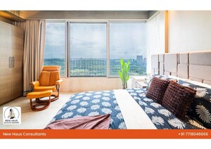 Bedroom in 4 BHK Apartment at Oberoi Exquisite Goregaon, Goregaon East – for Sale