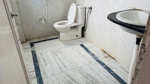 Bathroom in  Pg at Sector 16 – for Rent