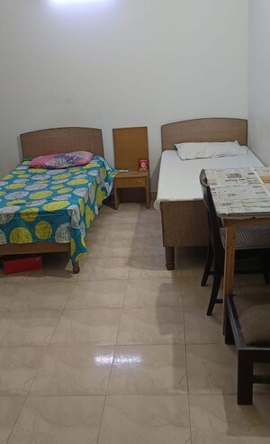 Bedroom in  Pg at Sector 16 – for Rent