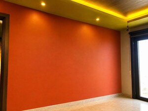 Room in 3 BHK Builder Floor at Greater Kailash I – for Sale