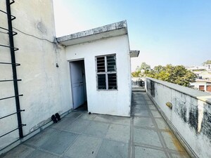 Terrace in 3 BHK Builder Floor at Greater Kailash I – for Sale