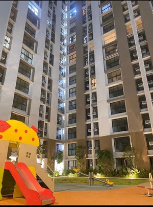 1 BHK Apartment For Rent in Kalpataru Immensa, Kolshet Road