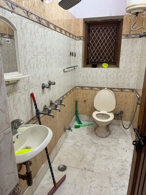 Attached Bathroom in 1 BHK Builder Floor at Kalkaji – for Rent