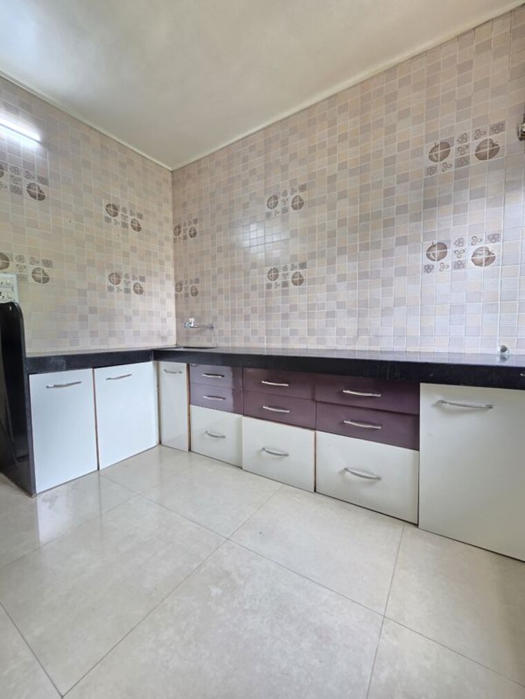 Kitchen, bhapkar-heights 6+ Bedroom 2500 Sq.Ft. Builder Floor In Chandan Nagar Pune 10573971