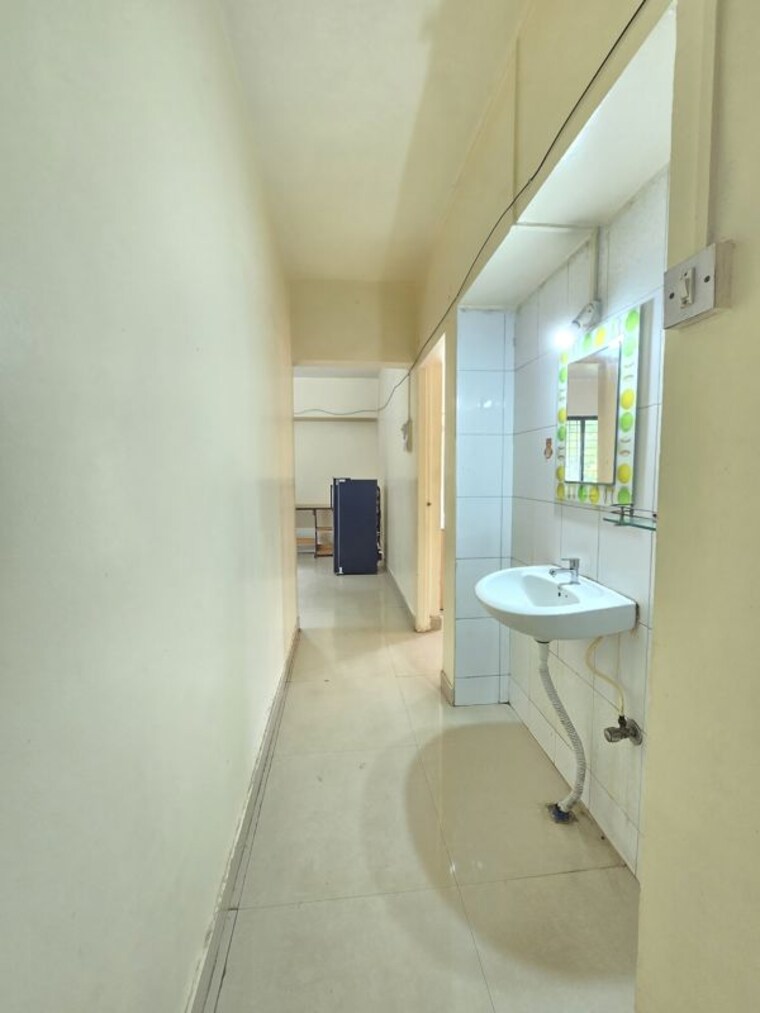 Bathroom, bhapkar-heights 6+ Bedroom 2500 Sq.Ft. Builder Floor In Chandan Nagar Pune 10573971