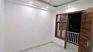 Room in 1 BHK Builder Floor at Malviya Nagar – for Rent