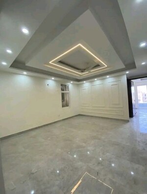 Room in 2 BHK Builder Floor at Chattarpur – for Rent