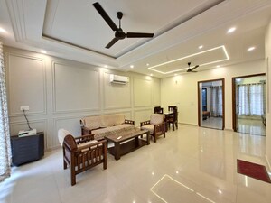 2 BHK Builder Floor For Rent in Sunny Enclave