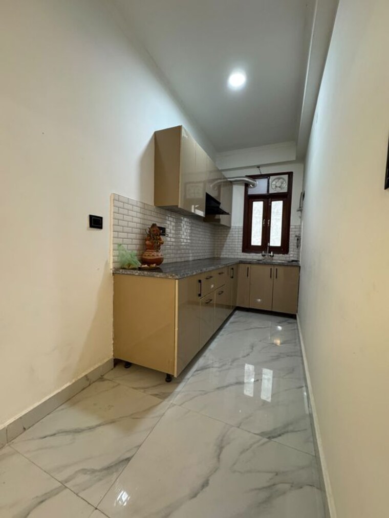 Kitchen, chattarpur 2 Bedroom 1000 Sq.Ft. Builder Floor In Chattarpur Delhi 10574033