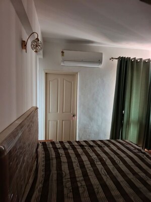 Bedroom in 2 BHK Builder Floor at Vasundhara Sector 5 – for Sale