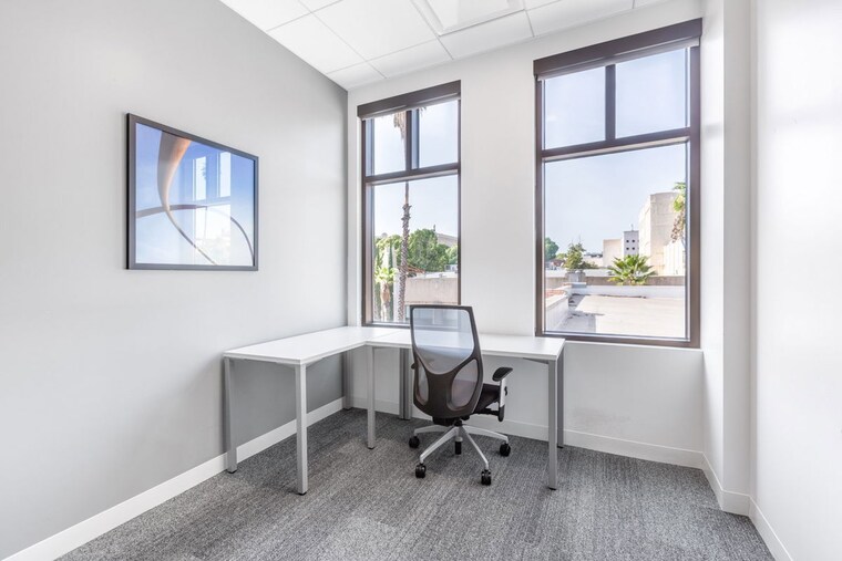 undefined, guindy Commercial Office Space 242 Sq.Ft. In Guindy Chennai 9612638