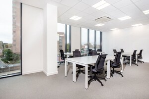  Office Space For Rent in Max Towers, Sector 16b