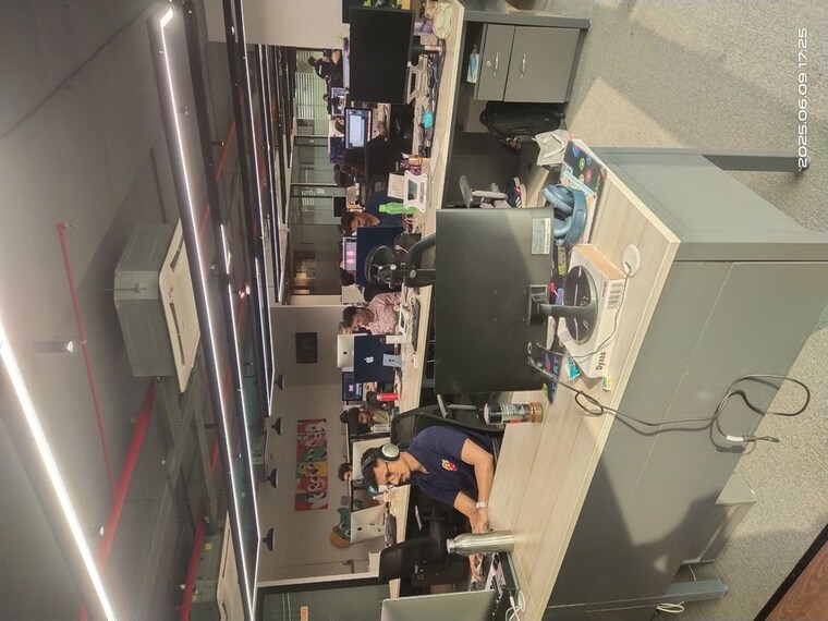 Team Area, lotus-nilkamal-business-park Commercial Office Space 7500 Sq.Ft. In Andheri West Mumbai 10574024