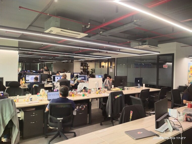 Team Area, lotus-nilkamal-business-park Commercial Office Space 7500 Sq.Ft. In Andheri West Mumbai 10574024