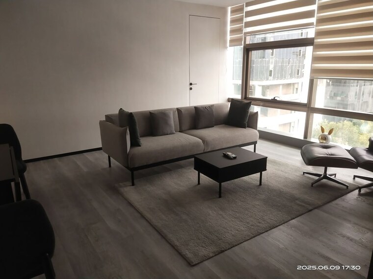 Common Area, lotus-nilkamal-business-park Commercial Office Space 7500 Sq.Ft. In Andheri West Mumbai 10574024