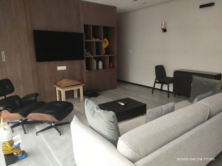 Team Area, lotus-nilkamal-business-park Commercial Office Space 7500 Sq.Ft. In Andheri West Mumbai 10574024