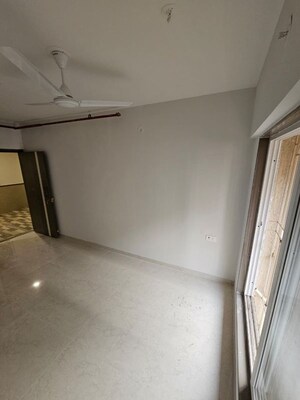 Room in 2 BHK Apartment at Truearth View, Vikhroli East – for Rent