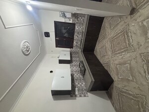 Team Area in 3 BHK Builder Floor at Aerocity – for Rent