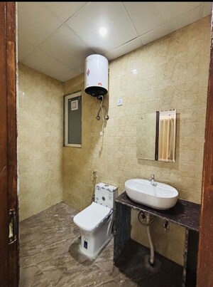 Bathroom in 1 BHK Builder Floor at Sector 47 – for Rent