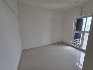 Room in 1 BHK Apartment at UK Iridium, Kandivali East – for Rent
