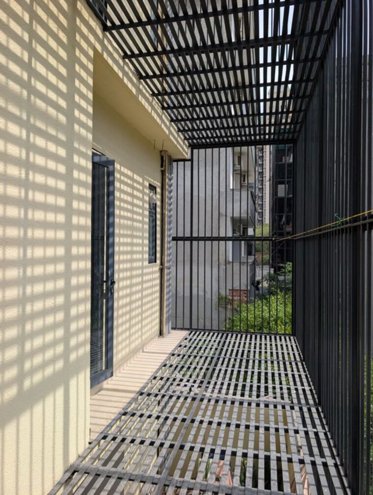 Balcony, sector 56 2 Bedroom 1100 Sq.Ft. Builder Floor In Sector 56 Gurgaon 10574094