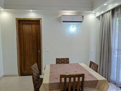 2 BHK Builder Floor For Rent in Sector 56