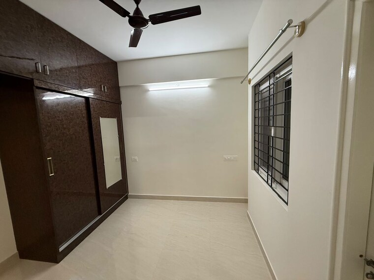Room, defence colony 1 Bedroom 700 Sq.Ft. Apartment In Defence Colony Bangalore 10574105