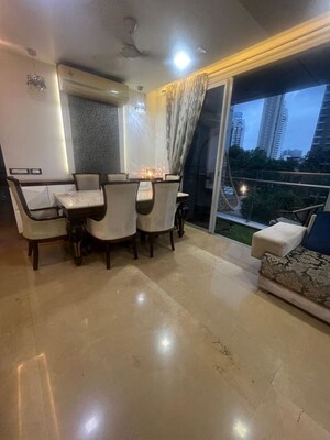 4 BHK Apartment For Sale in Oberoi Realty Esquire, Goregaon East