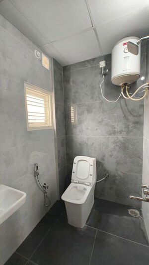 Bathroom in 2 BHK Apartment at Defence Colony – for Rent