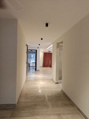 Room in 2 BHK Builder Floor at Sector 57 – for Rent