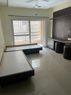 Room in 3 BHK Apartment at Beema Pride, Petbasheerabad – for Rent