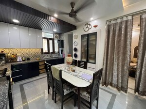 Team Area in 4 BHK Apartment at Sector 4 Dwarka – for Rent