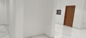 Room in 3 BHK Apartment at Guttala Begumpet – for Sale