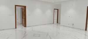 Room in 3 BHK Apartment at Guttala Begumpet – for Sale